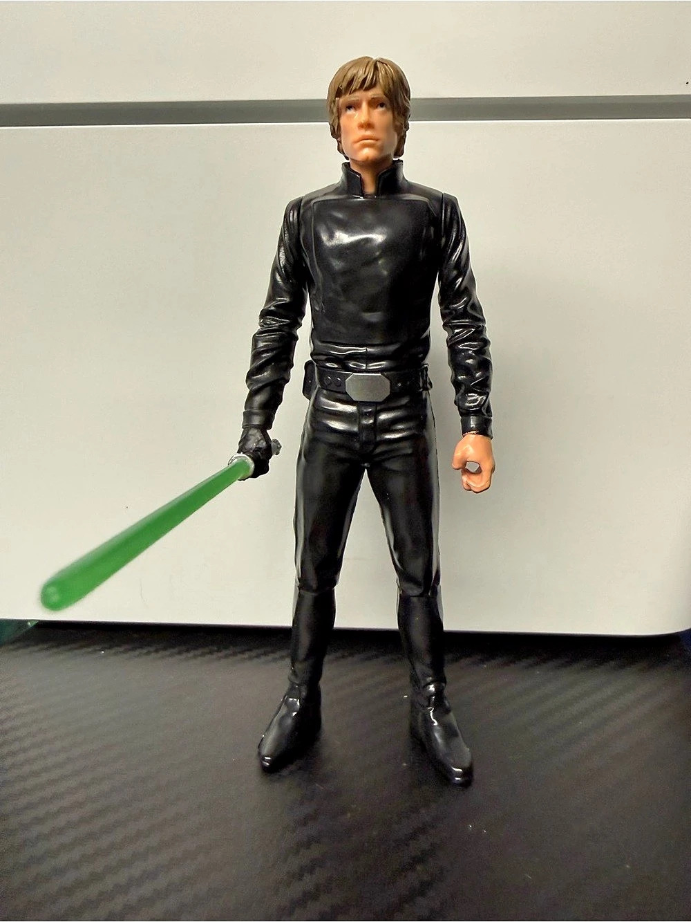 Hasbro Luke Skywalker Star Wars Action Figure with Lightsaber